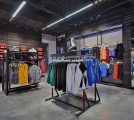 Adidas necesita personal para en su tienda de Luz Shopping Jerez como dependiente/a | Jerez News
